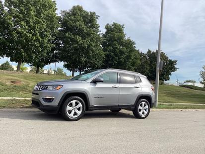jeep compass 2019 3C4NJDBB1KT828105 image jeep compass 2019 3C4NJDBB1KT828105 image