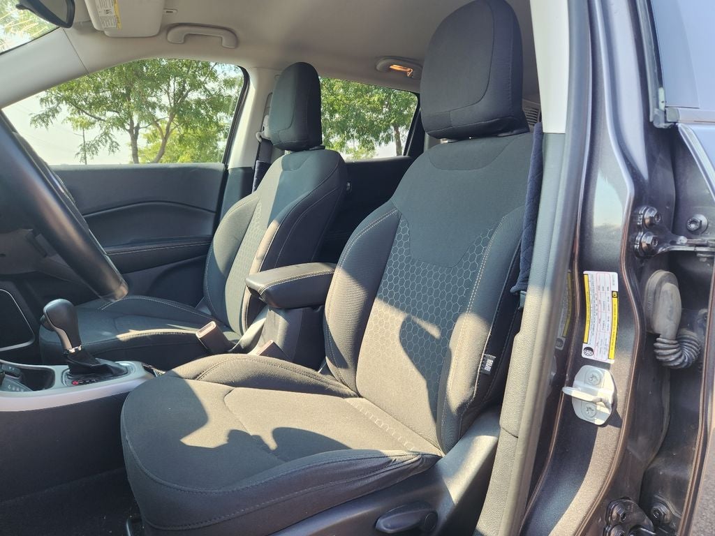 jeep compass 2019 3C4NJDAB6KT761177 image jeep compass 2019 3C4NJDAB6KT761177 image