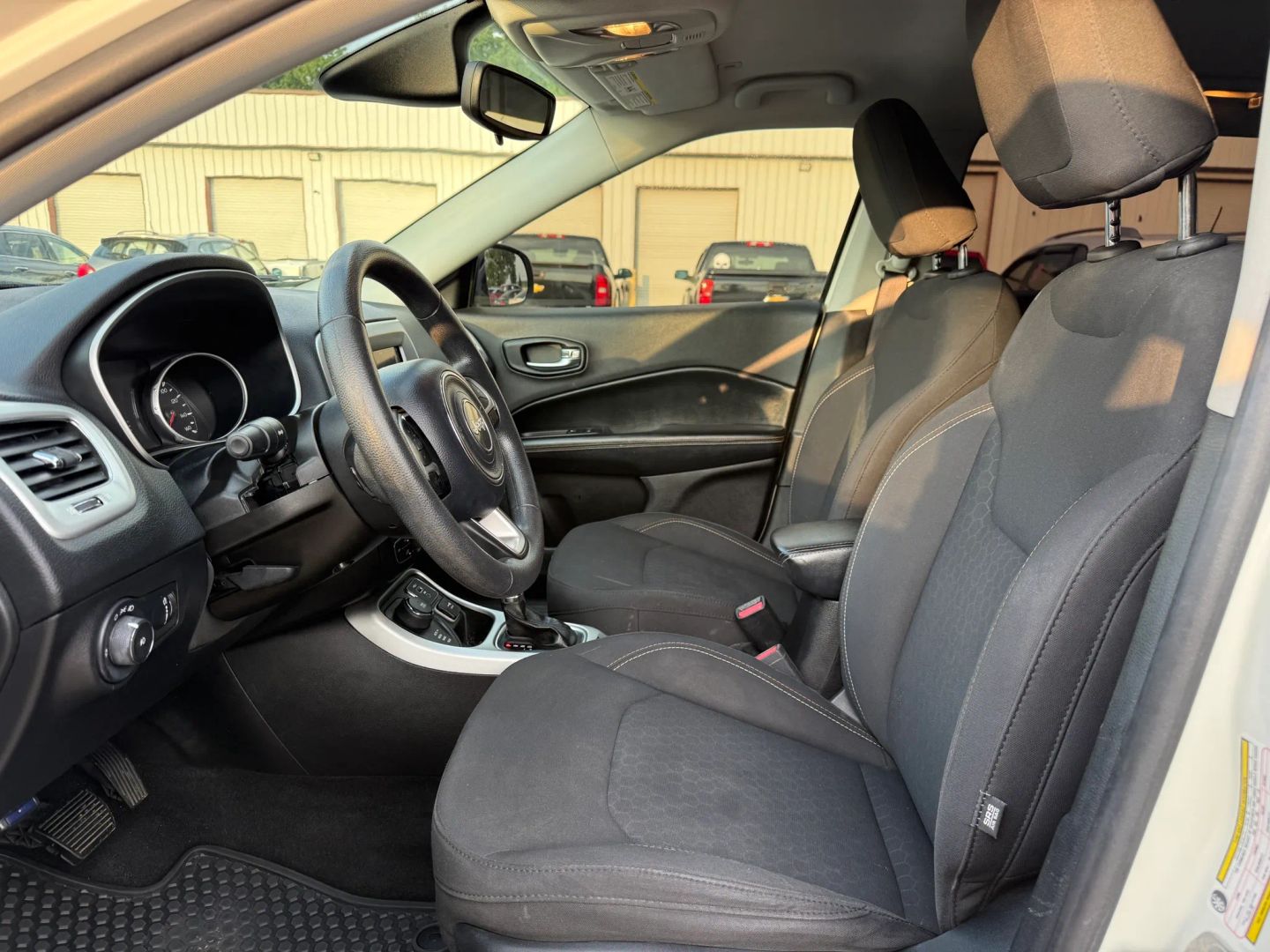 jeep compass 2019 3C4NJDAB2KT678958 image jeep compass 2019 3C4NJDAB2KT678958 image
