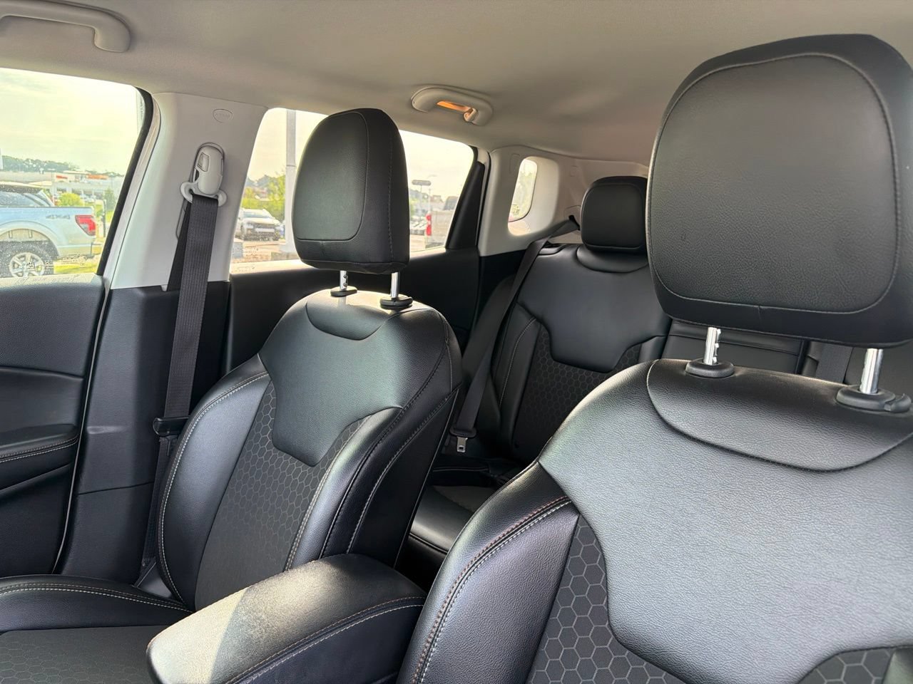 jeep compass 2019 3C4NJDBB3KT834570 image jeep compass 2019 3C4NJDBB3KT834570 image