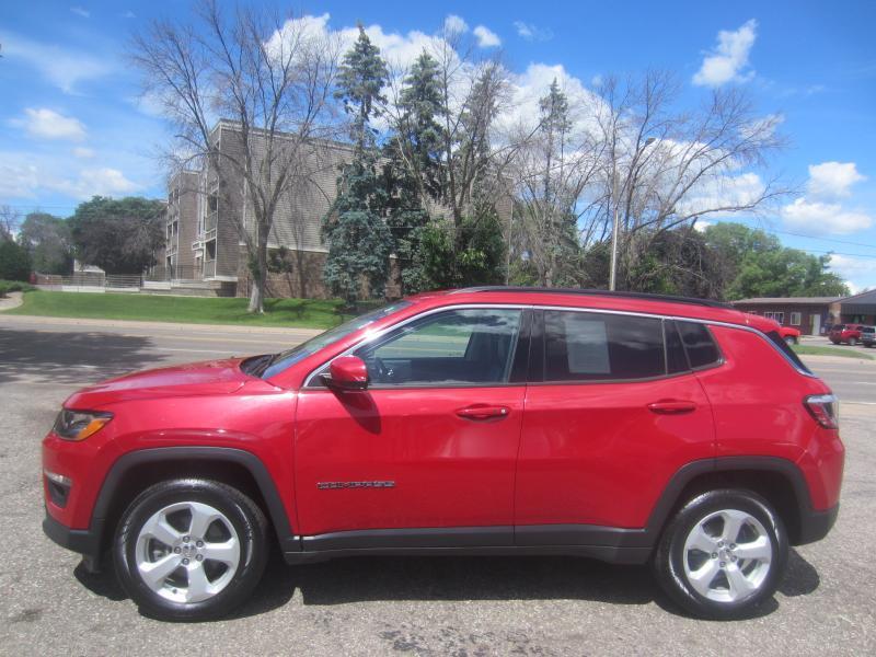 jeep compass 2018 3C4NJDBB0JT233051 image jeep compass 2018 3C4NJDBB0JT233051 image