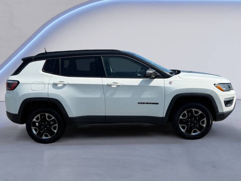 jeep compass 2018 3C4NJDDB4JT424033 image jeep compass 2018 3C4NJDDB4JT424033 image