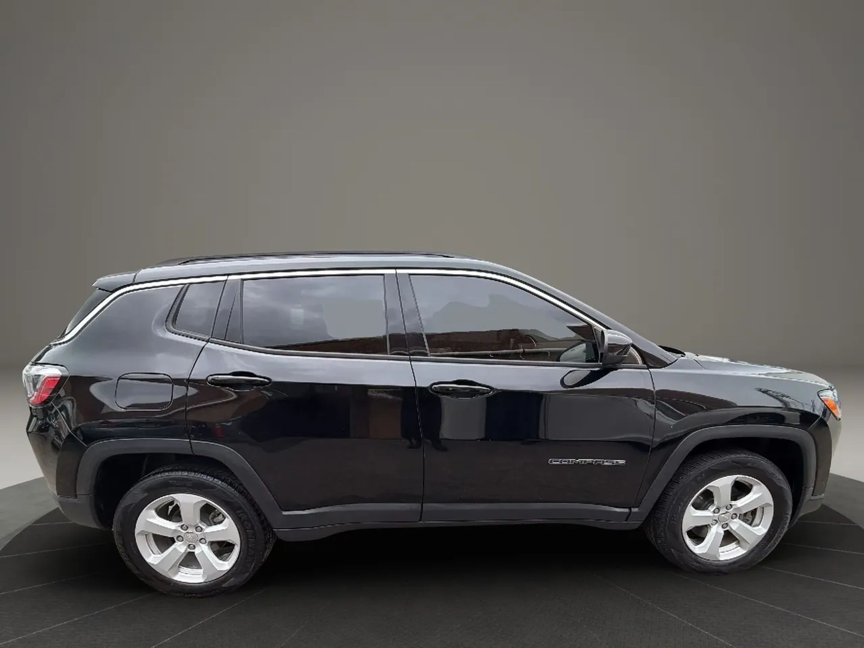 jeep compass 2018 3C4NJDBB2JT154500 image jeep compass 2018 3C4NJDBB2JT154500 image