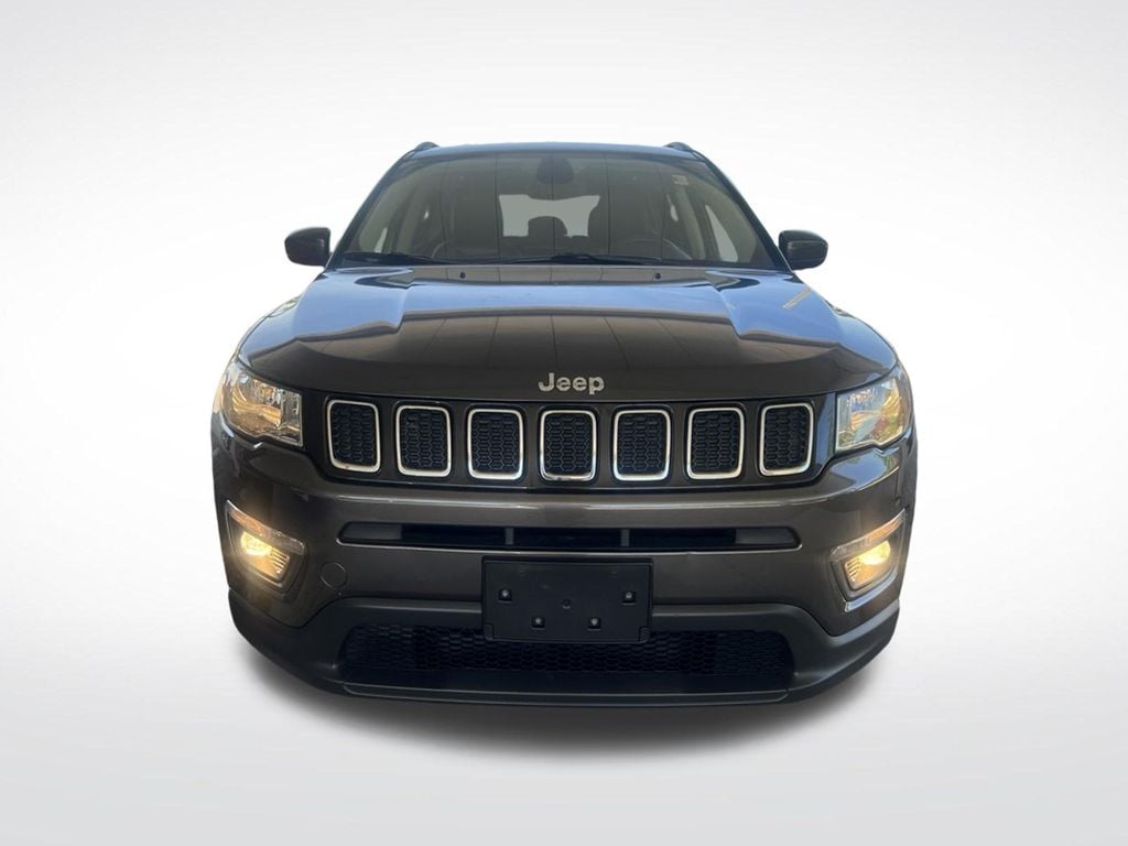 jeep compass 2018 3C4NJDBB1JT398235 image jeep compass 2018 3C4NJDBB1JT398235 image