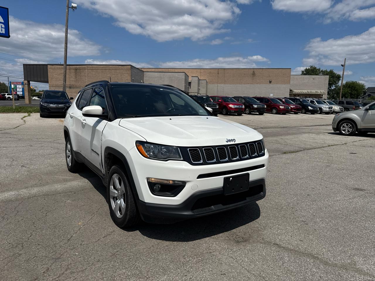 jeep compass 2018 3C4NJDBBXJT307639 image jeep compass 2018 3C4NJDBBXJT307639 image