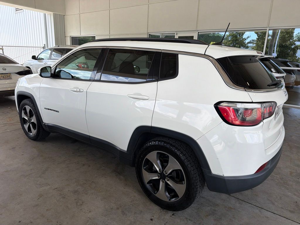 jeep compass 2018 3C4NJCBB6JT134051 image jeep compass 2018 3C4NJCBB6JT134051 image
