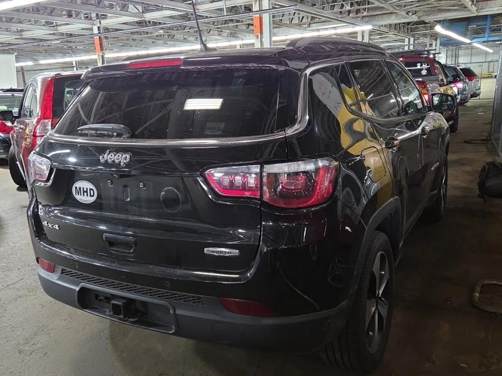 jeep compass 2018 3C4NJDBBXJT104203 image jeep compass 2018 3C4NJDBBXJT104203 image
