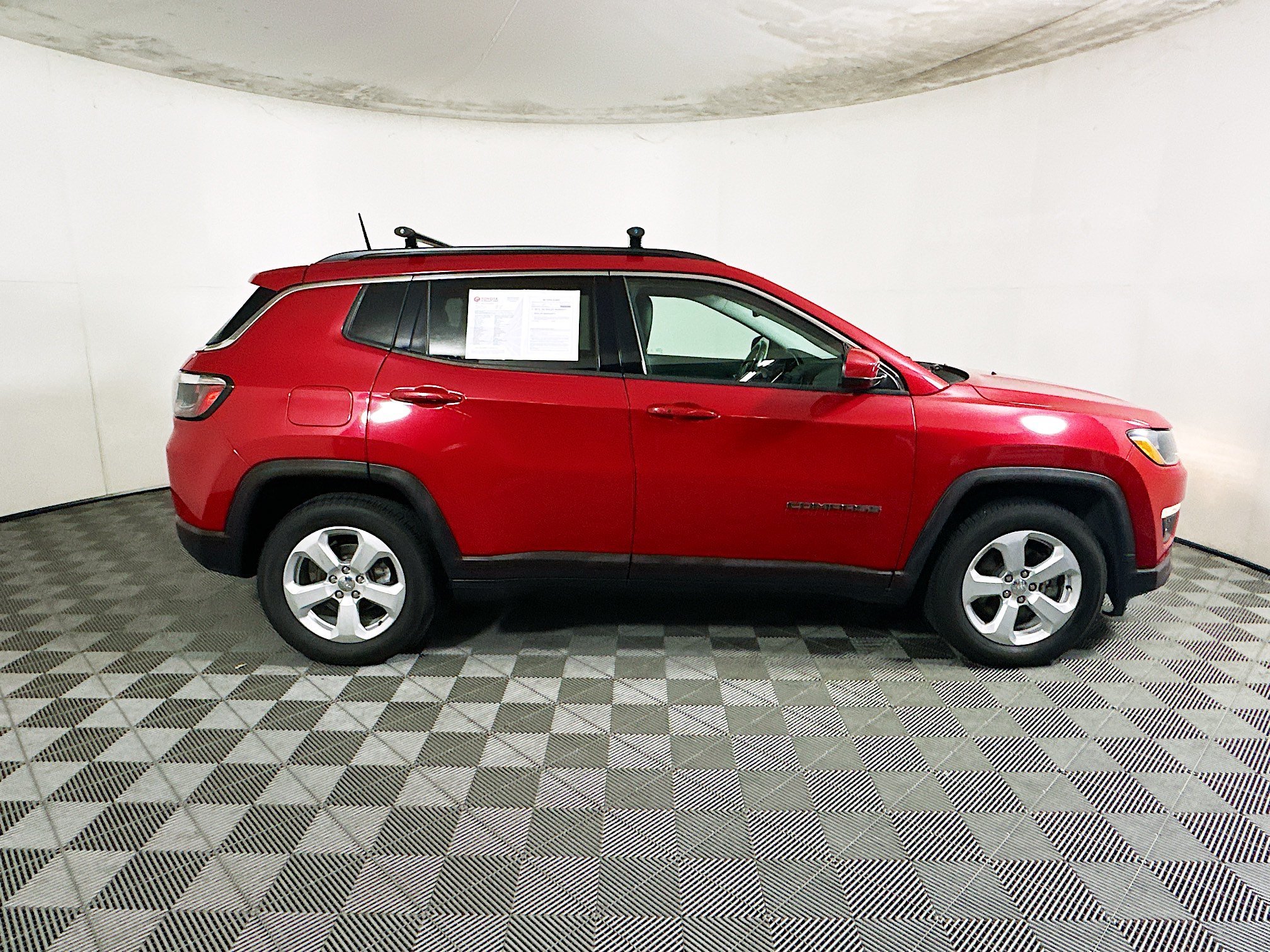 jeep compass 2018 3C4NJCBB0JT374518 image jeep compass 2018 3C4NJCBB0JT374518 image