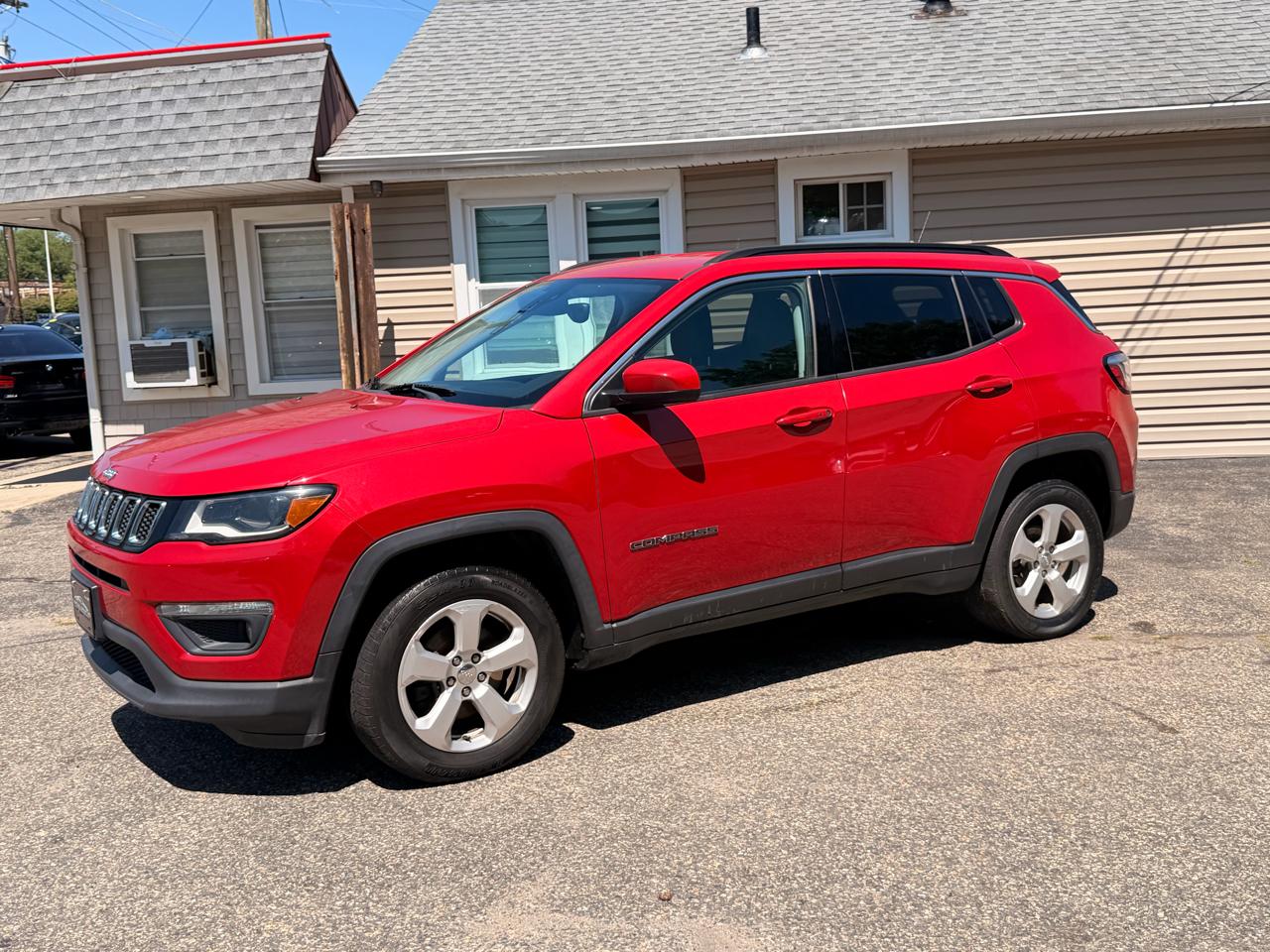 jeep compass 2018 3C4NJDBB3JT320765 image jeep compass 2018 3C4NJDBB3JT320765 image