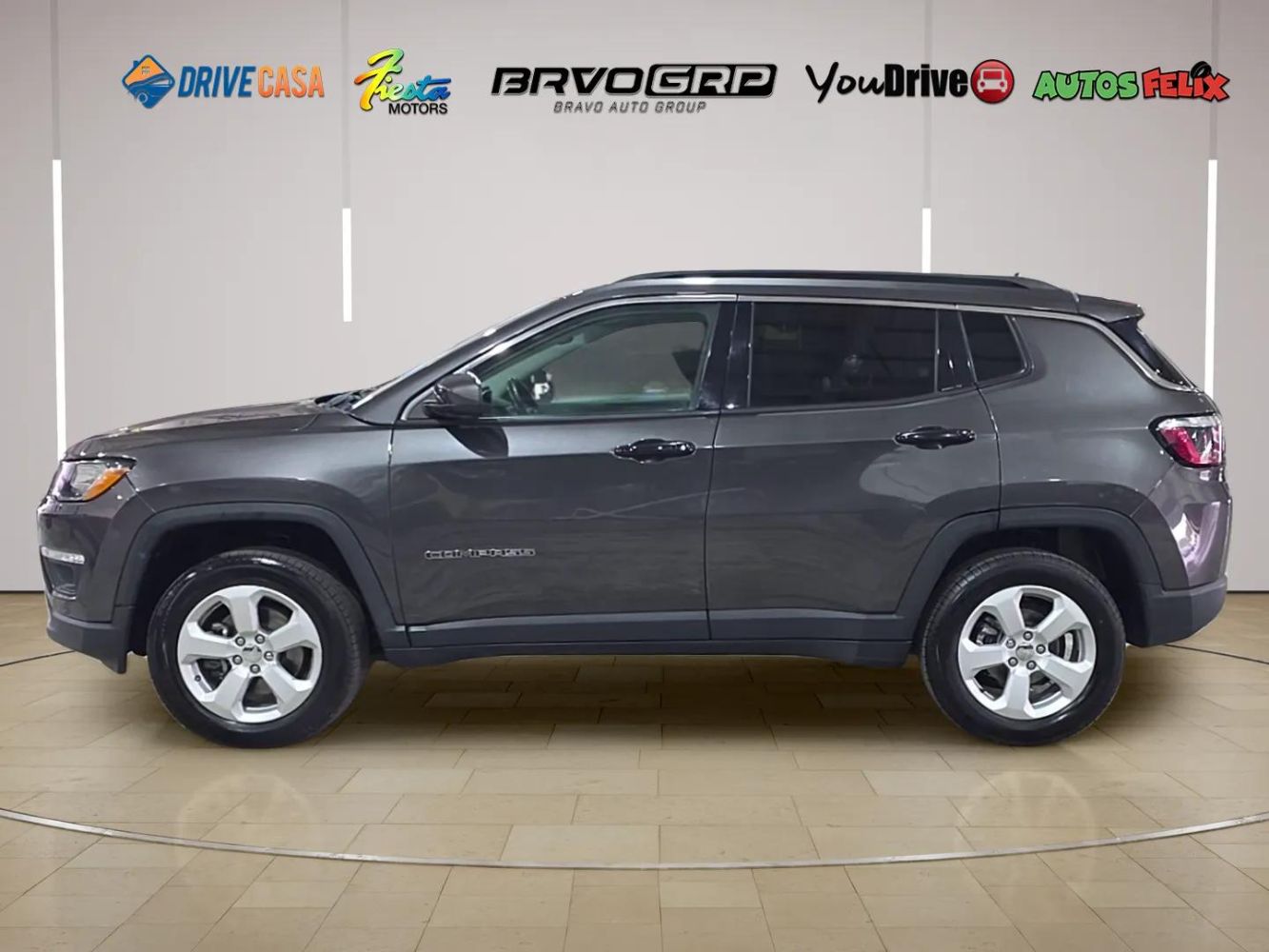 jeep compass 2018 3C4NJDBBXJT231257 image jeep compass 2018 3C4NJDBBXJT231257 image