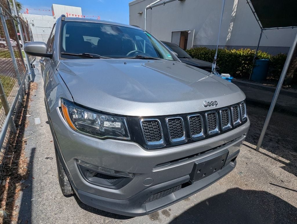jeep compass 2018 3C4NJDBB3JT366063 image jeep compass 2018 3C4NJDBB3JT366063 image