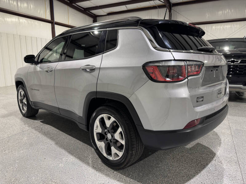 jeep compass 2018 3C4NJCCB7JT357200 image jeep compass 2018 3C4NJCCB7JT357200 image