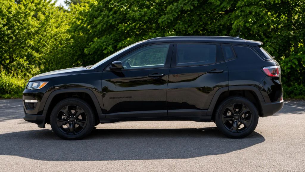 jeep compass 2018 3C4NJDBB8JT395803 image jeep compass 2018 3C4NJDBB8JT395803 image