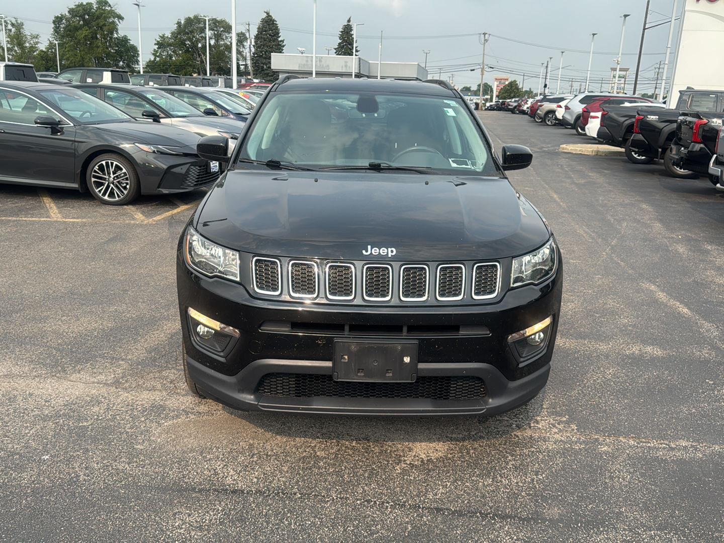 jeep compass 2018 3C4NJDBB8JT435233 image jeep compass 2018 3C4NJDBB8JT435233 image