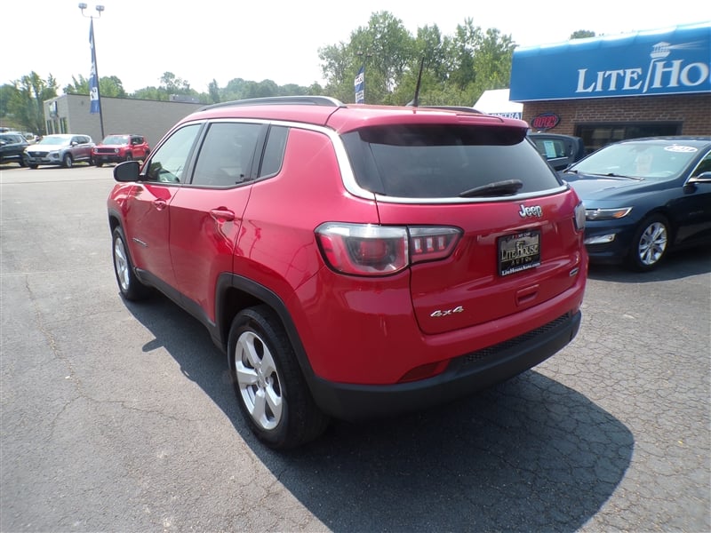 jeep compass 2018 3C4NJDBB3JT138872 image jeep compass 2018 3C4NJDBB3JT138872 image