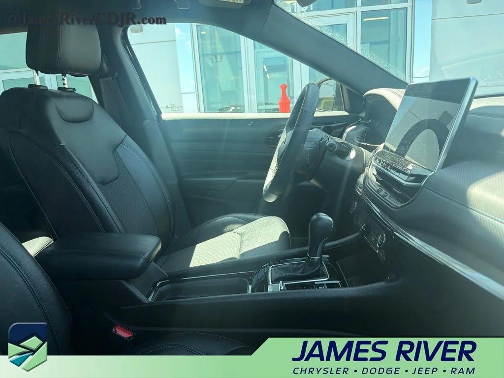 jeep compass 2026 3C4NJDBN5TT152074 image jeep compass 2026 3C4NJDBN5TT152074 image