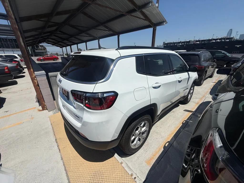 jeep compass 2026 3C4NJDBNXTT198659 image jeep compass 2026 3C4NJDBNXTT198659 image