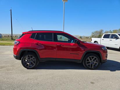 jeep compass 2026 3C4NJDBNXTT200006 image jeep compass 2026 3C4NJDBNXTT200006 image
