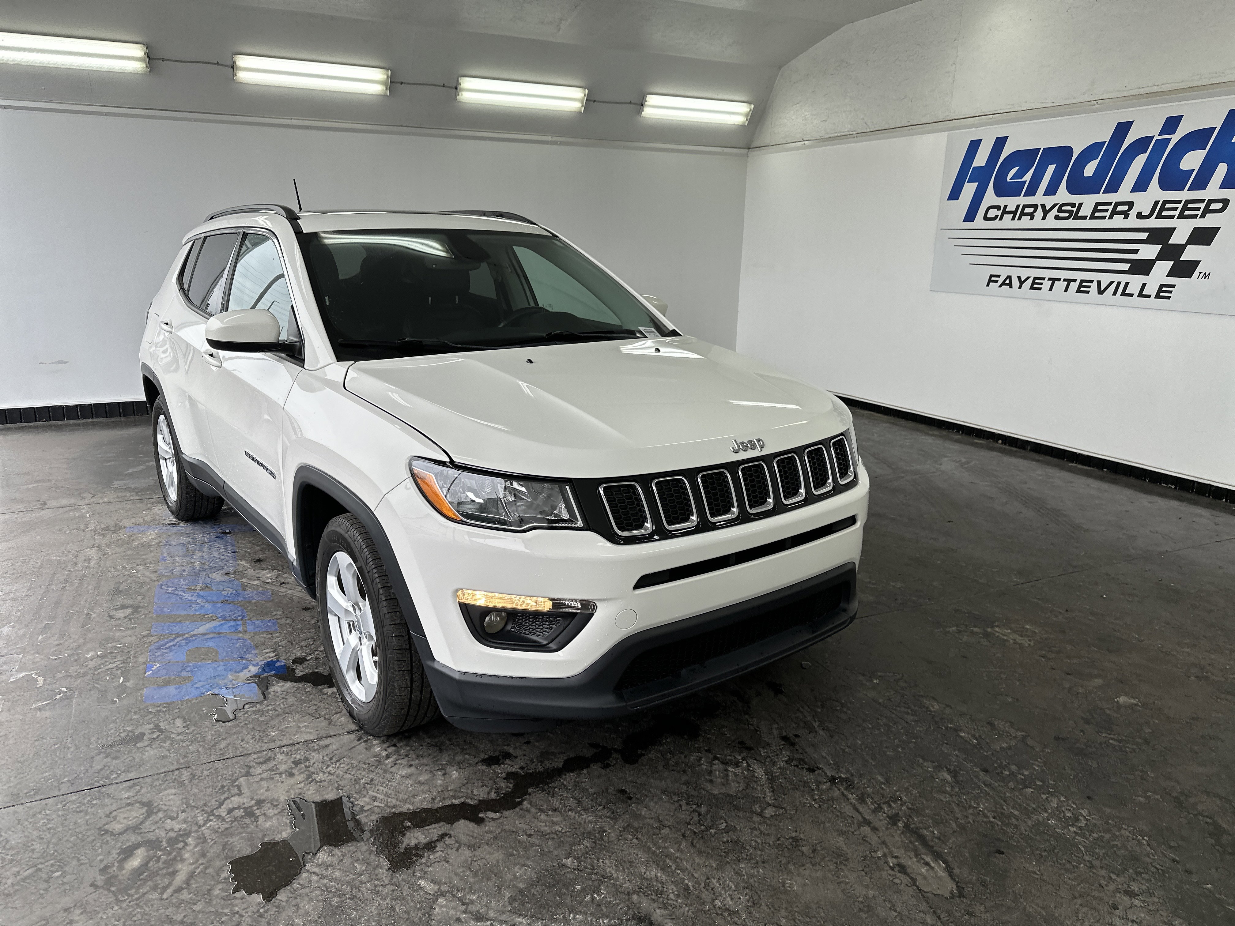 jeep compass 2021 3C4NJCBBXMT555971 image