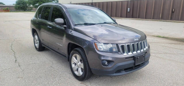 jeep compass 2017 1C4NJDBB2HD173645 image jeep compass 2017 1C4NJDBB2HD173645 image