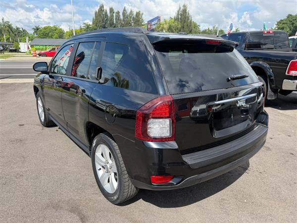 jeep compass 2017 1C4NJCBA3HD147850 image