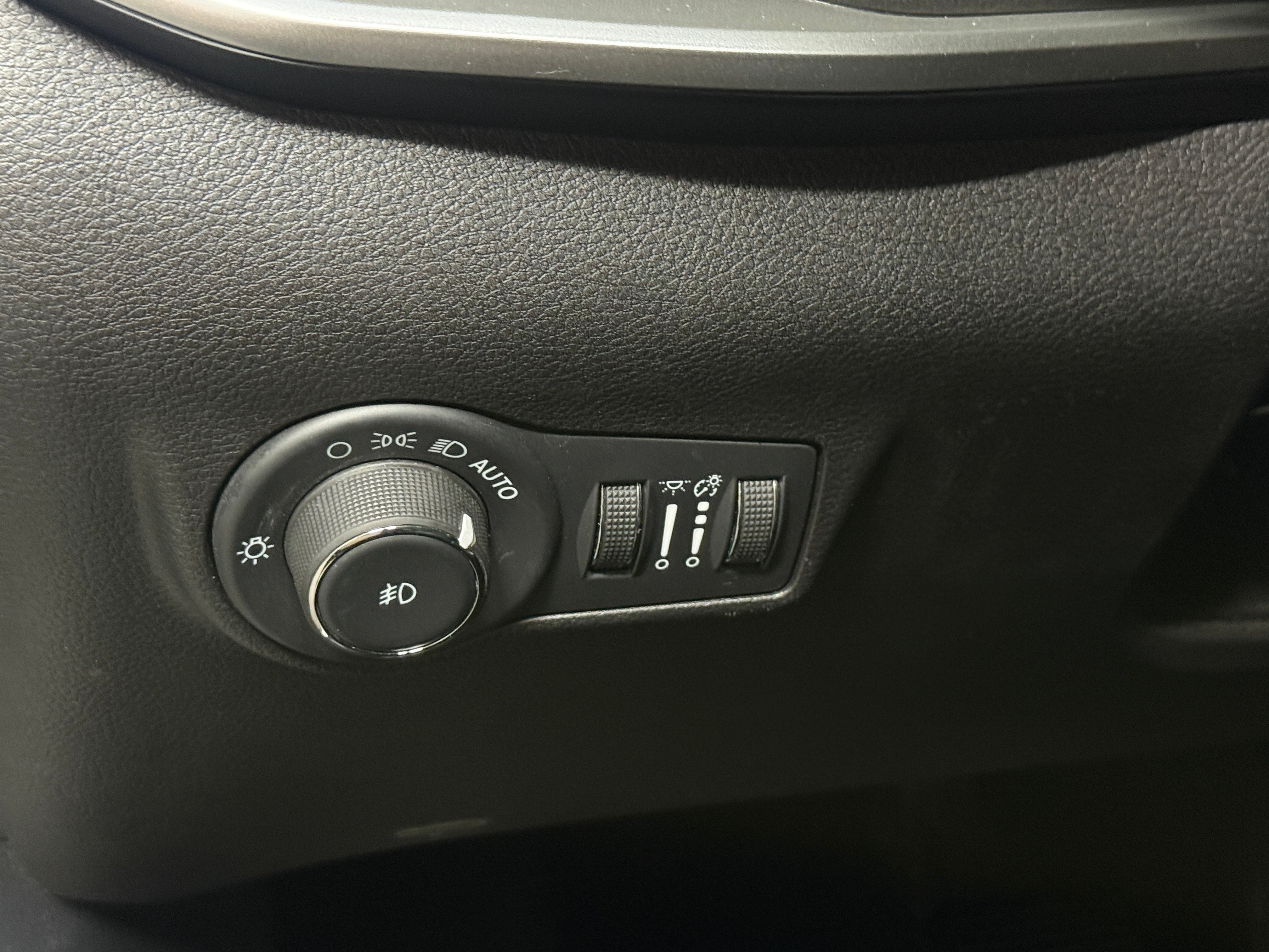 jeep compass 2024 3C4NJDBN5RT118953 image jeep compass 2024 3C4NJDBN5RT118953 image