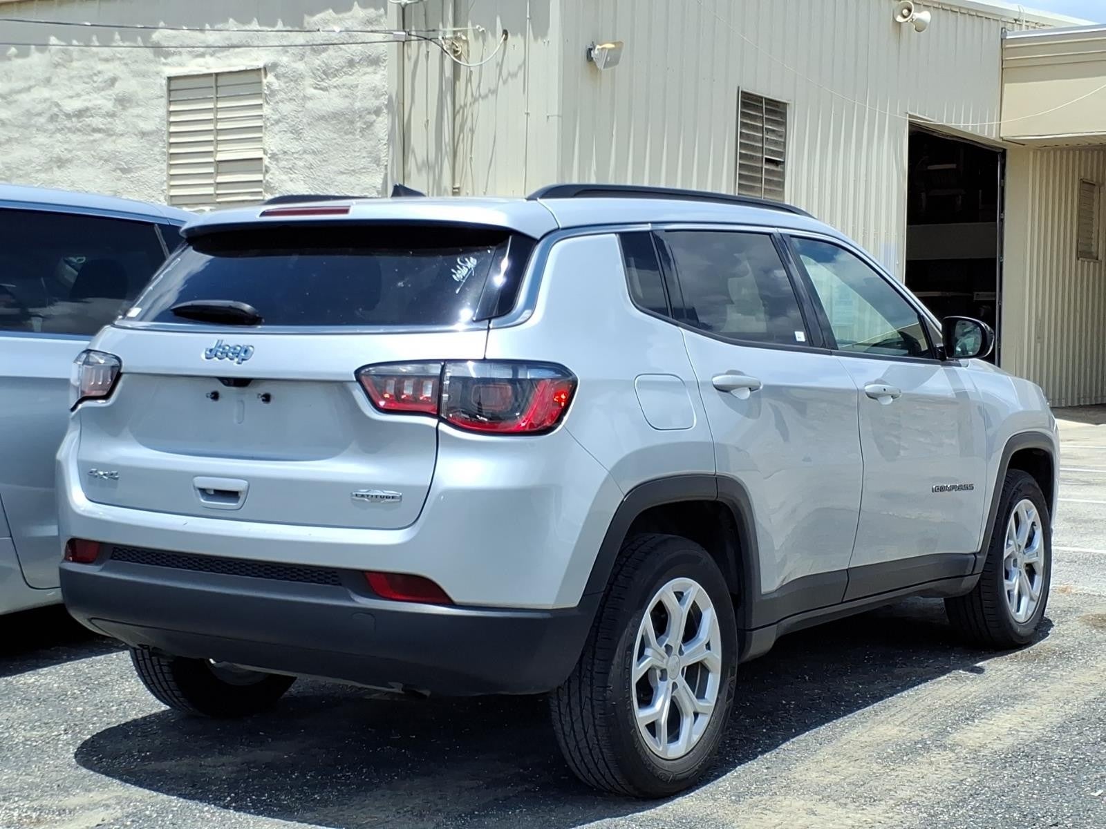 jeep compass 2024 3C4NJDBN4RT109760 image jeep compass 2024 3C4NJDBN4RT109760 image