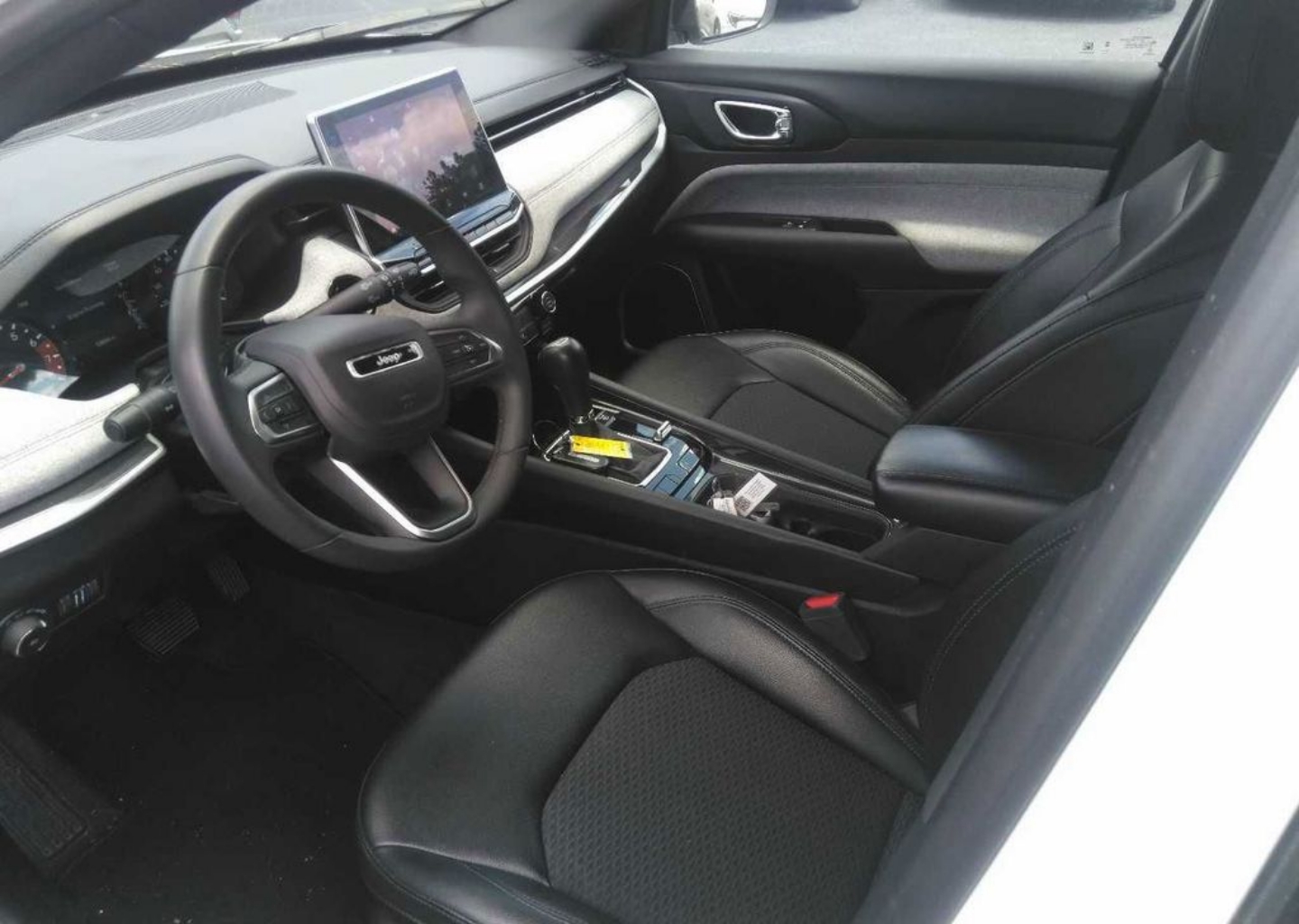 jeep compass 2024 3C4NJDBNXRT603296 image jeep compass 2024 3C4NJDBNXRT603296 image