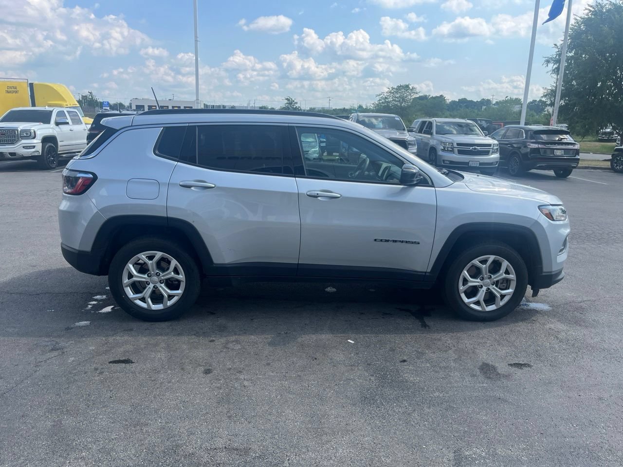 jeep compass 2024 3C4NJDBN3RT109961 image jeep compass 2024 3C4NJDBN3RT109961 image