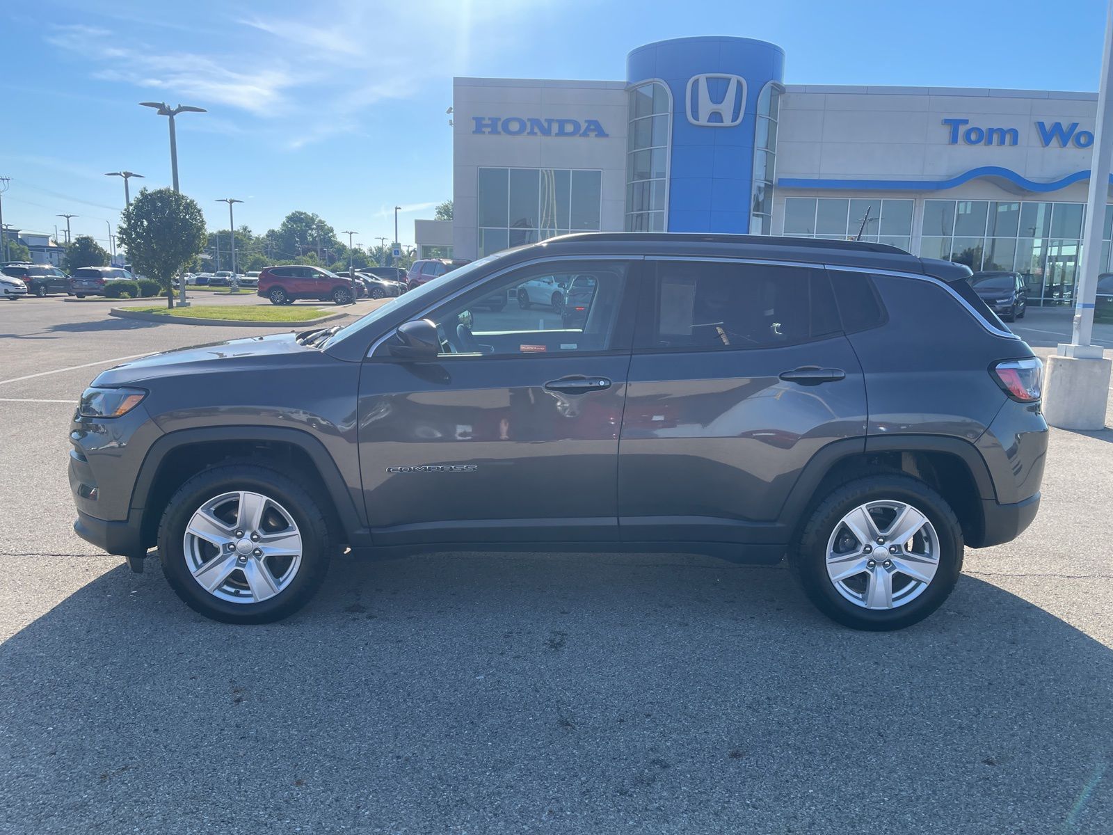 jeep compass 2022 3C4NJDBB6NT228779 image jeep compass 2022 3C4NJDBB6NT228779 image