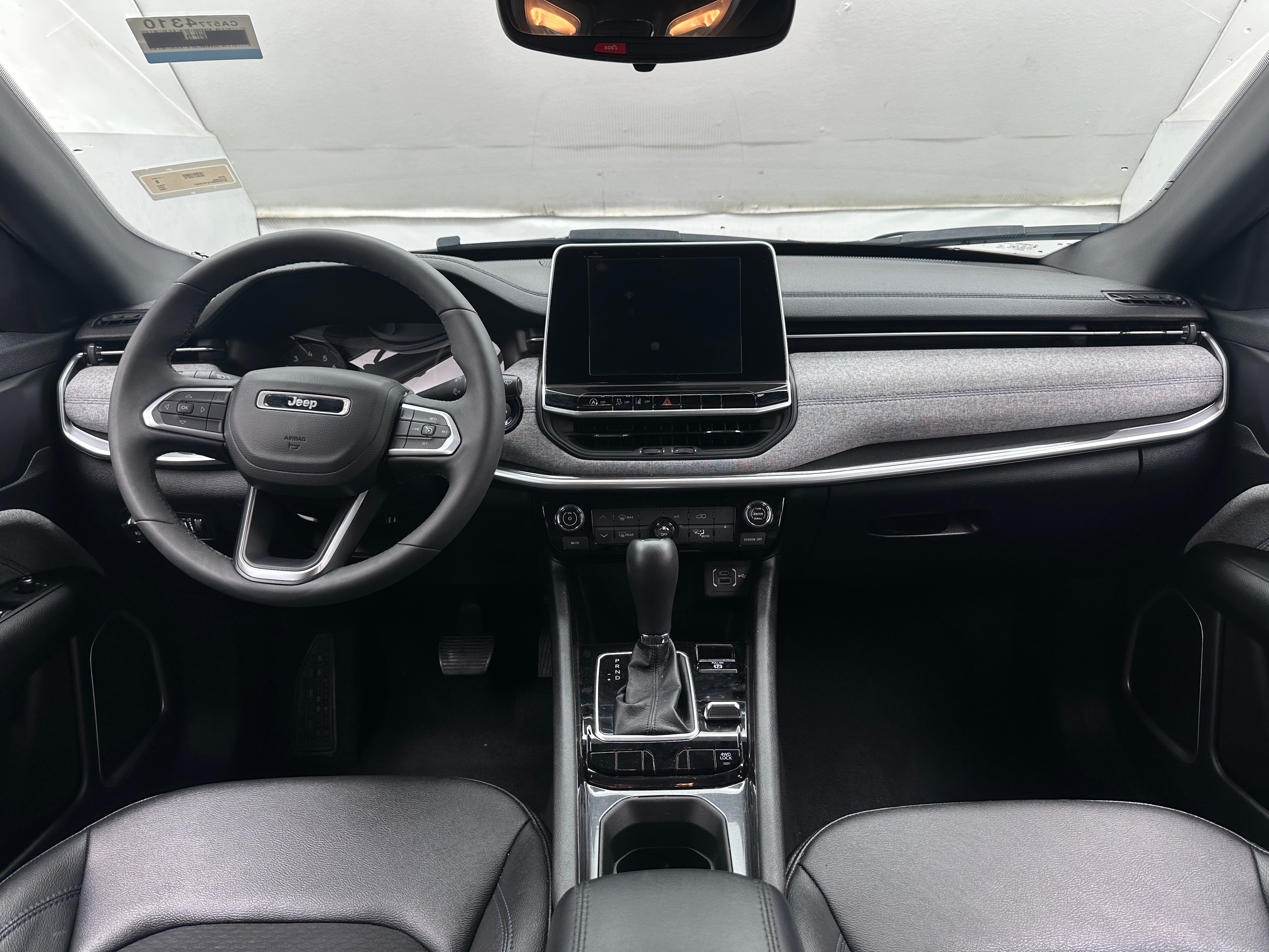jeep compass 2025 3C4NJDBN1ST610367 image jeep compass 2025 3C4NJDBN1ST610367 image