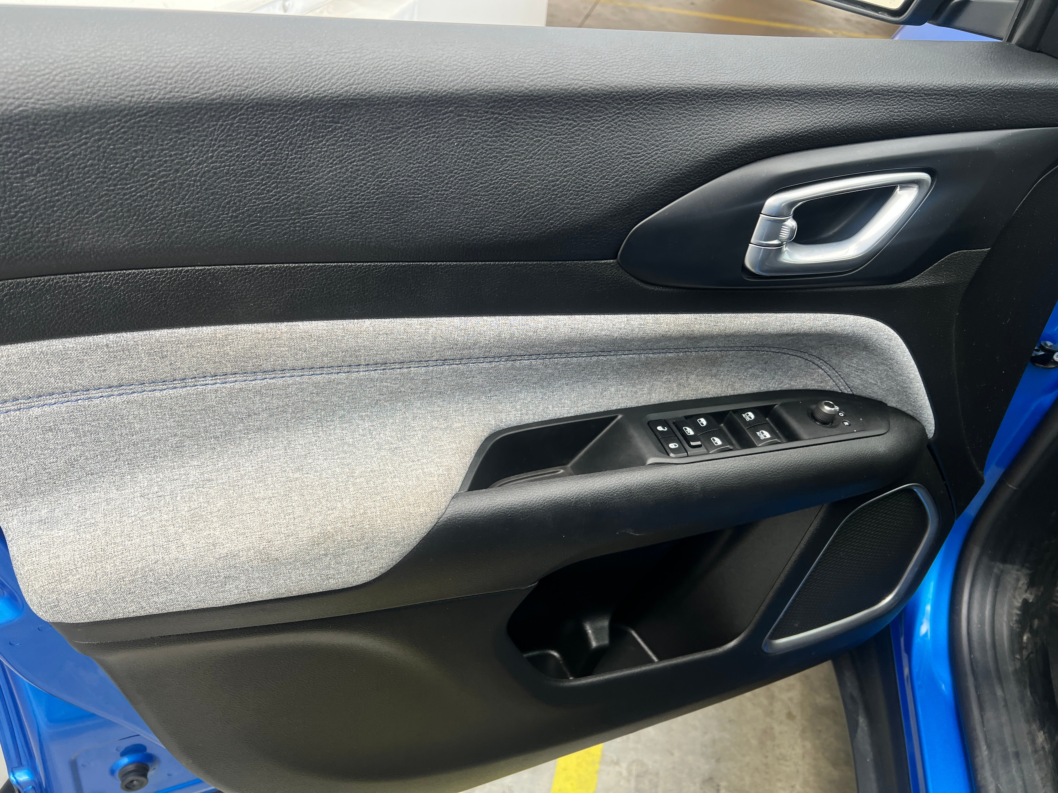 jeep compass 2025 3C4NJDBN2ST610328 image jeep compass 2025 3C4NJDBN2ST610328 image