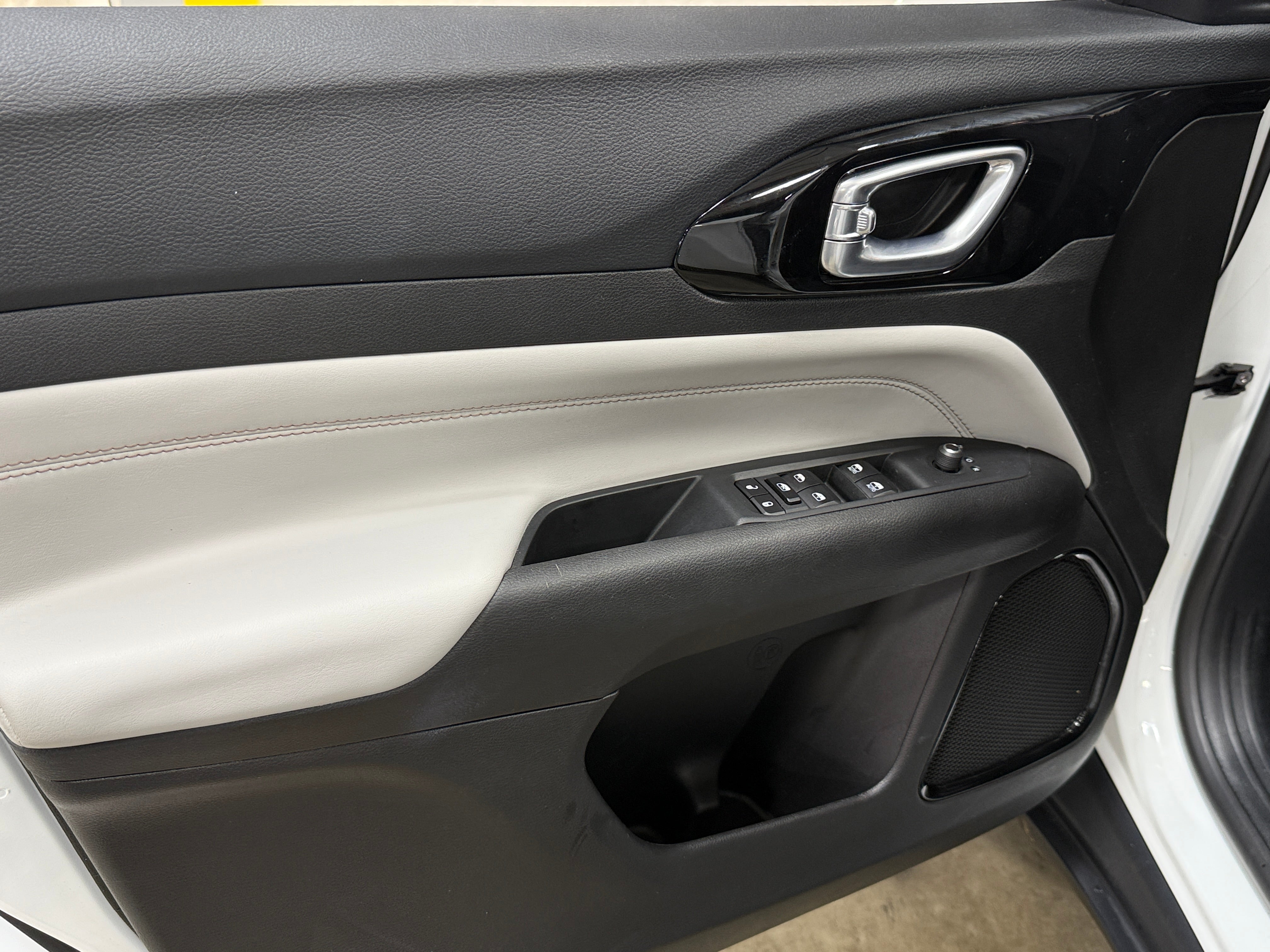 jeep compass 2025 3C4NJDCN0ST621083 image jeep compass 2025 3C4NJDCN0ST621083 image