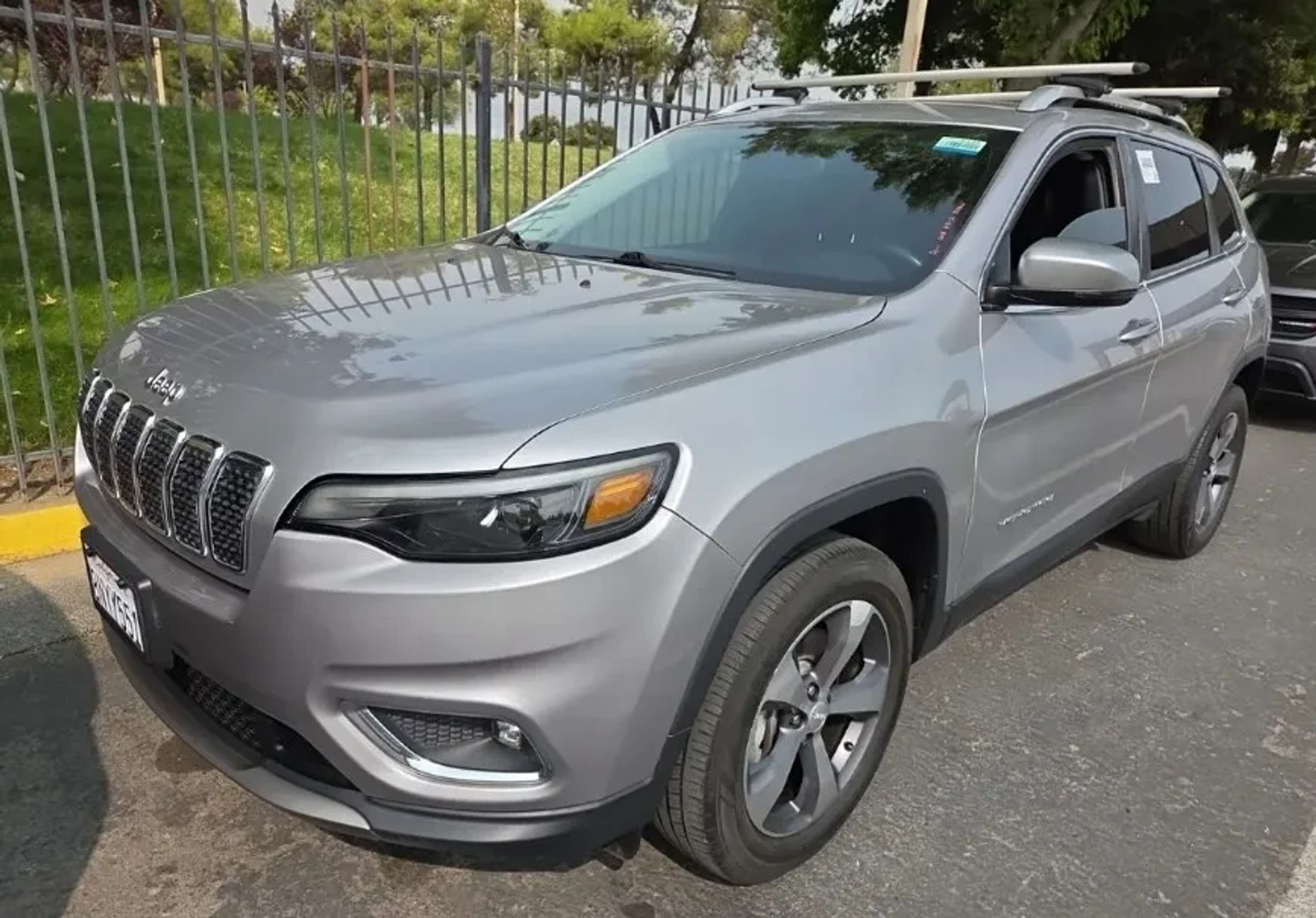 jeep cherokee 2019 1C4PJMDN2KD116711 image jeep cherokee 2019 1C4PJMDN2KD116711 image