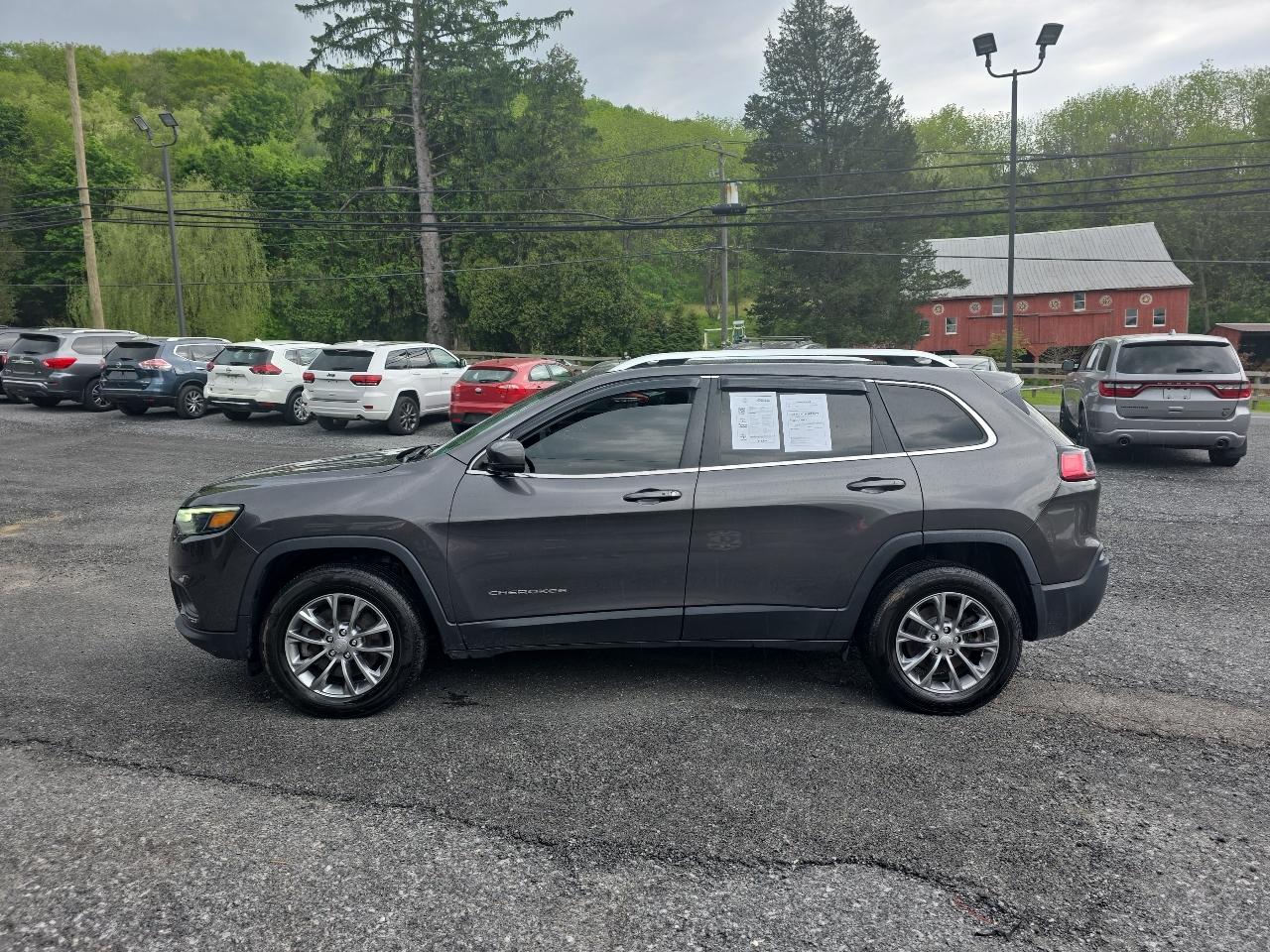 jeep cherokee 2019 1C4PJMLB7KD401881 image jeep cherokee 2019 1C4PJMLB7KD401881 image