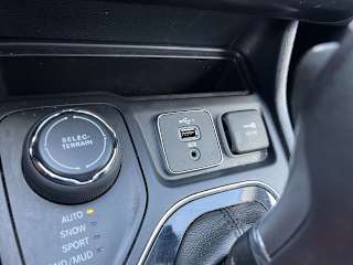 jeep cherokee 2019 1C4PJMDX7KD321863 image jeep cherokee 2019 1C4PJMDX7KD321863 image