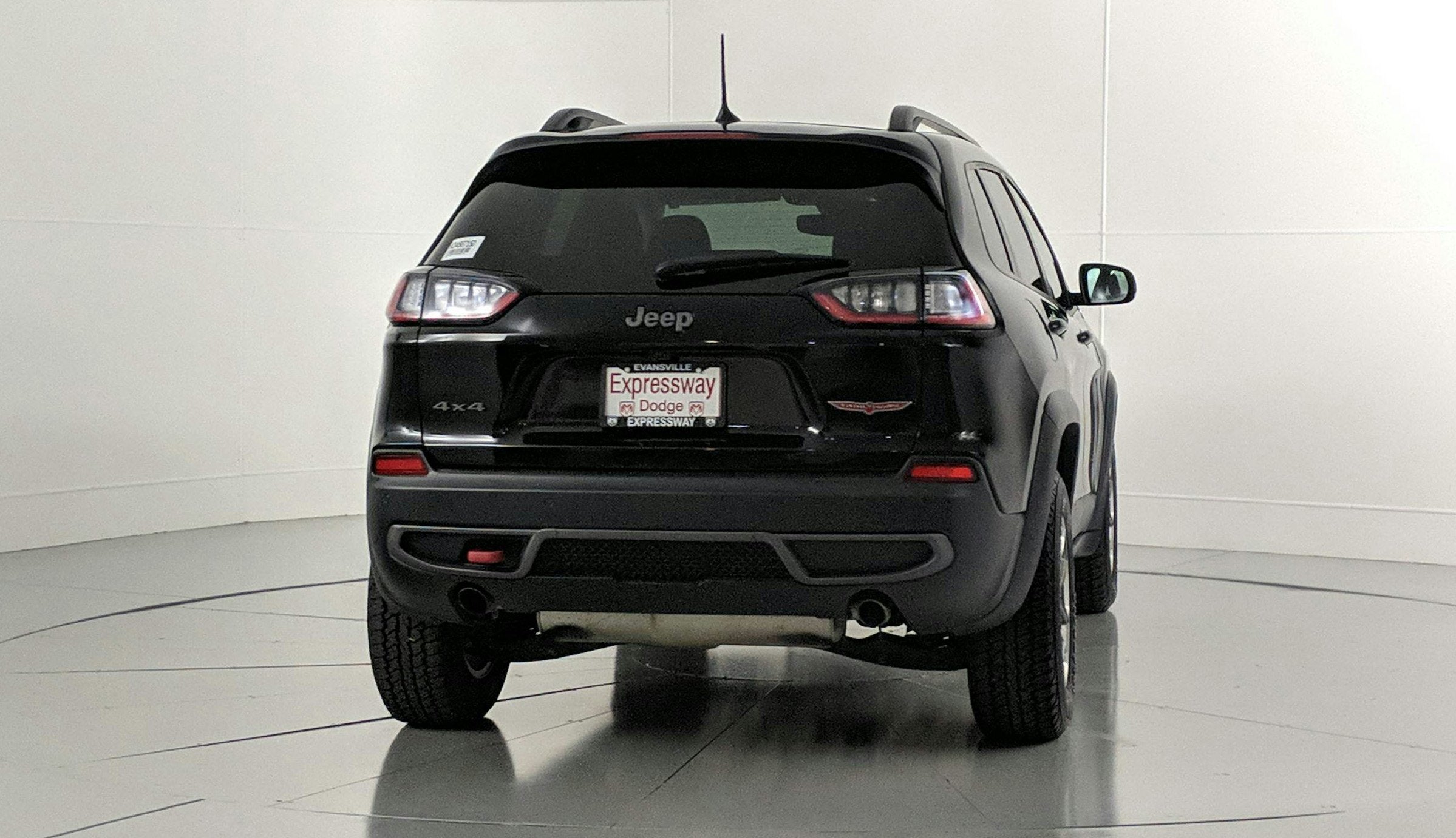 jeep cherokee 2019 1C4PJMBX5KD456715 image jeep cherokee 2019 1C4PJMBX5KD456715 image