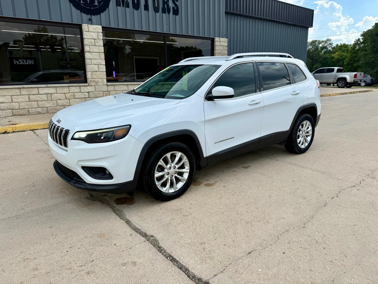jeep cherokee 2019 1C4PJLCBXKD144970 image jeep cherokee 2019 1C4PJLCBXKD144970 image