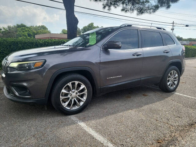 jeep cherokee 2019 1C4PJLLB2KD226661 image jeep cherokee 2019 1C4PJLLB2KD226661 image