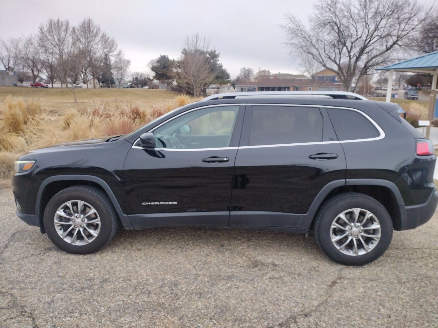 jeep cherokee 2019 1C4PJMLB4KD337220 image jeep cherokee 2019 1C4PJMLB4KD337220 image