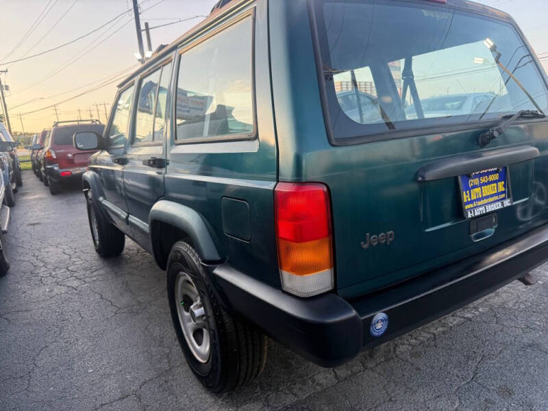 jeep cherokee 1997 1J4FT68S3VL590320 image jeep cherokee 1997 1J4FT68S3VL590320 image