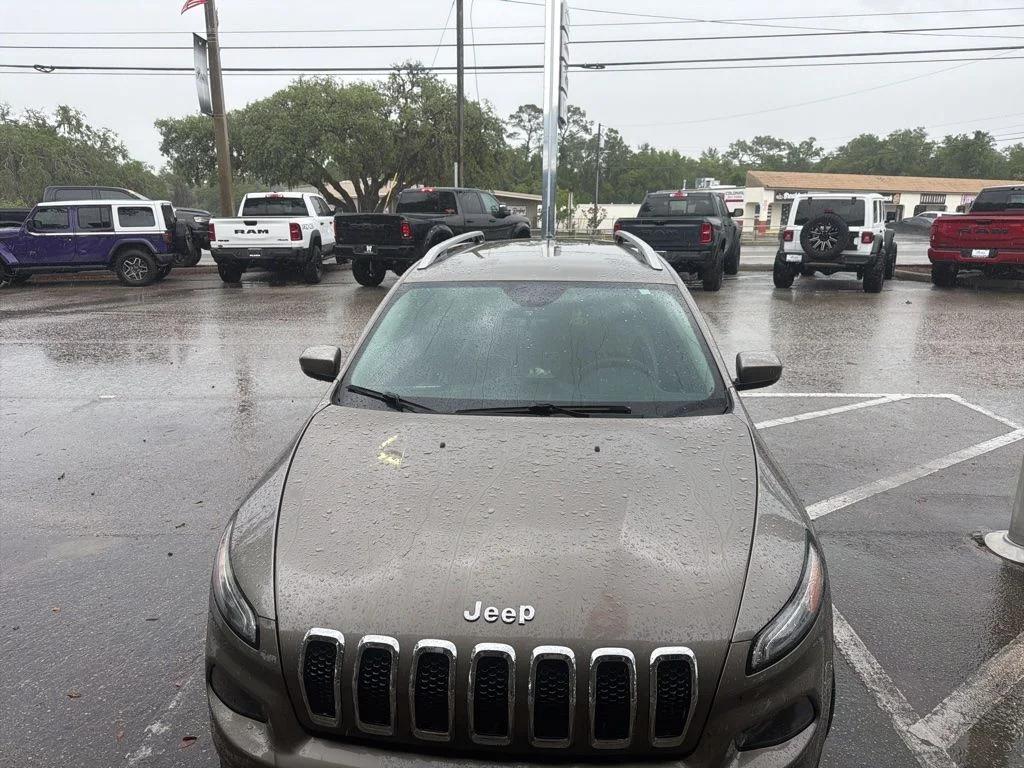 jeep cherokee 2018 1C4PJMCB0JD599671 image jeep cherokee 2018 1C4PJMCB0JD599671 image