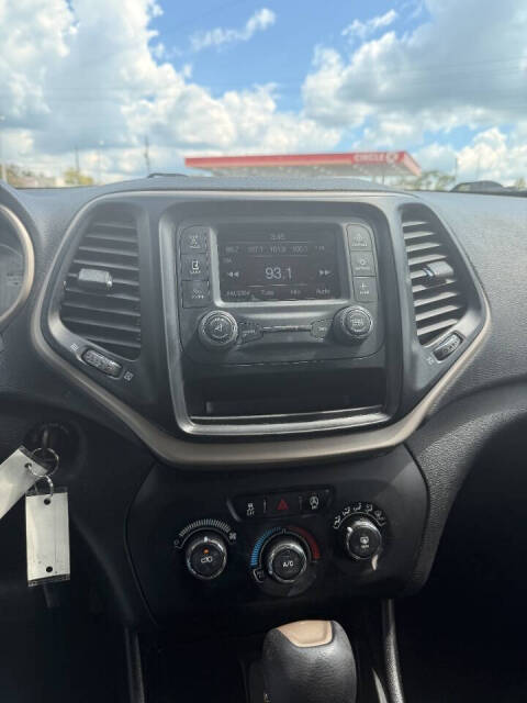 jeep cherokee 2018 1C4PJLCX5JD563724 image jeep cherokee 2018 1C4PJLCX5JD563724 image