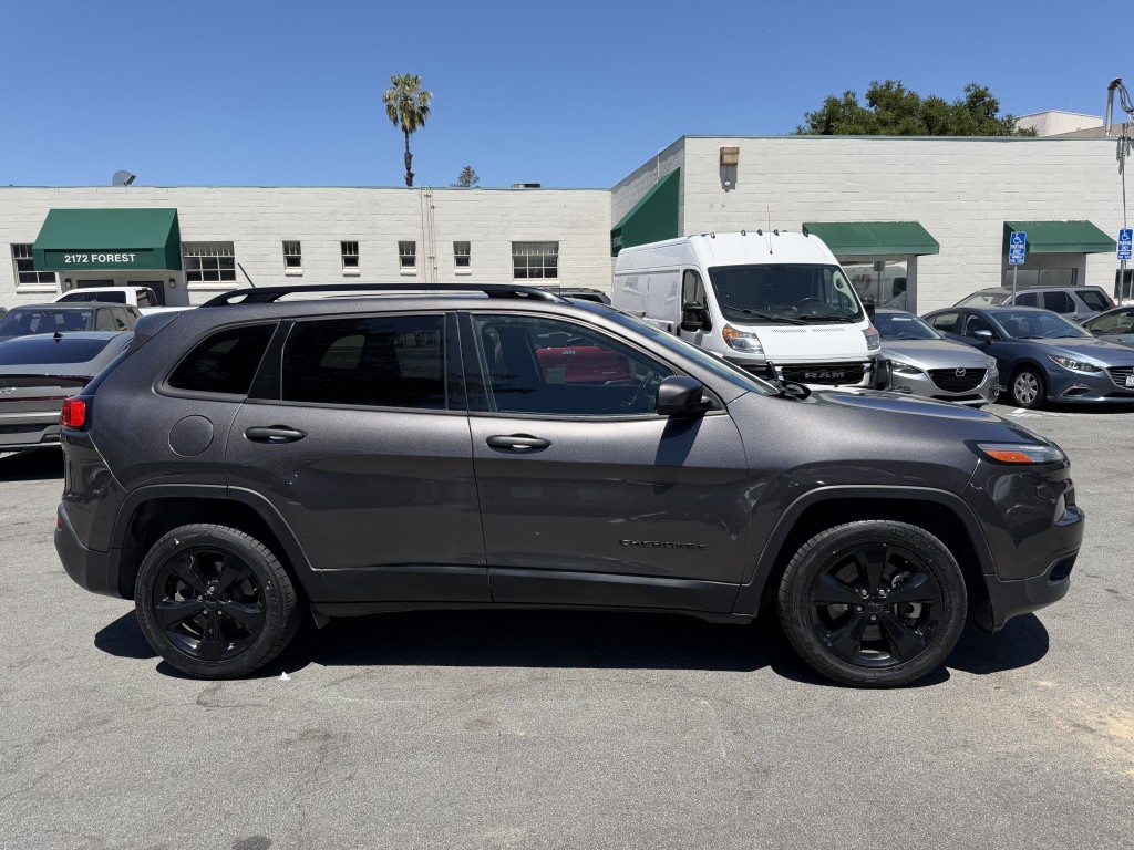 jeep cherokee 2018 1C4PJLCX8JD596197 image jeep cherokee 2018 1C4PJLCX8JD596197 image
