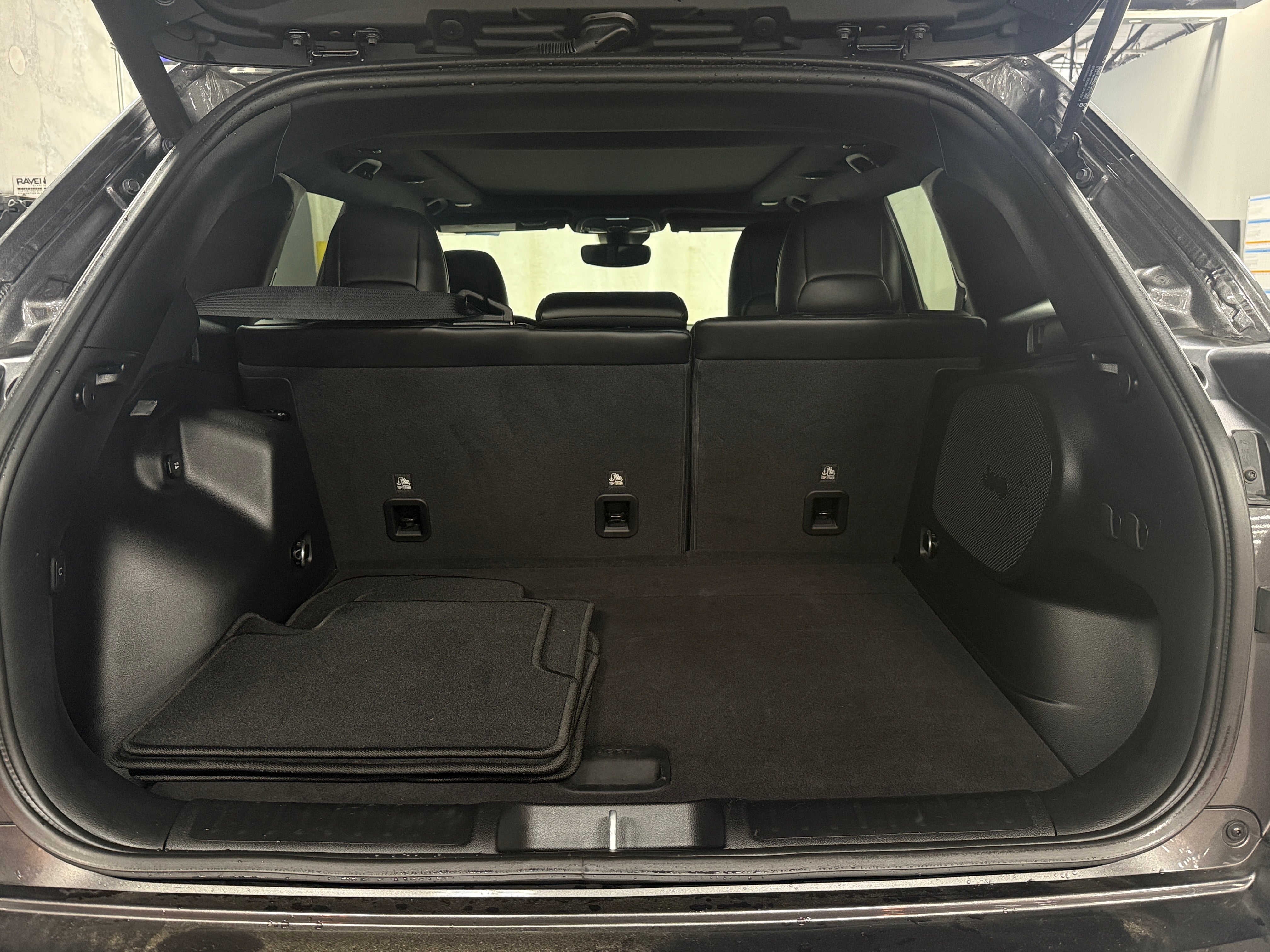 jeep cherokee 2021 1C4PJMDN9MD165214 image jeep cherokee 2021 1C4PJMDN9MD165214 image