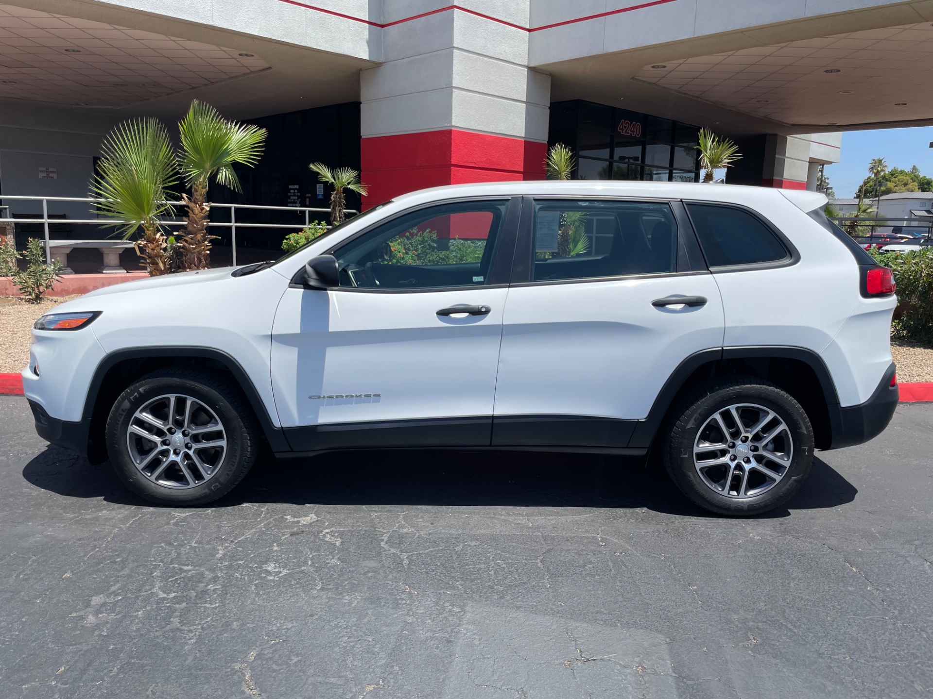 jeep cherokee 2017 1C4PJLABXHD216391 image jeep cherokee 2017 1C4PJLABXHD216391 image