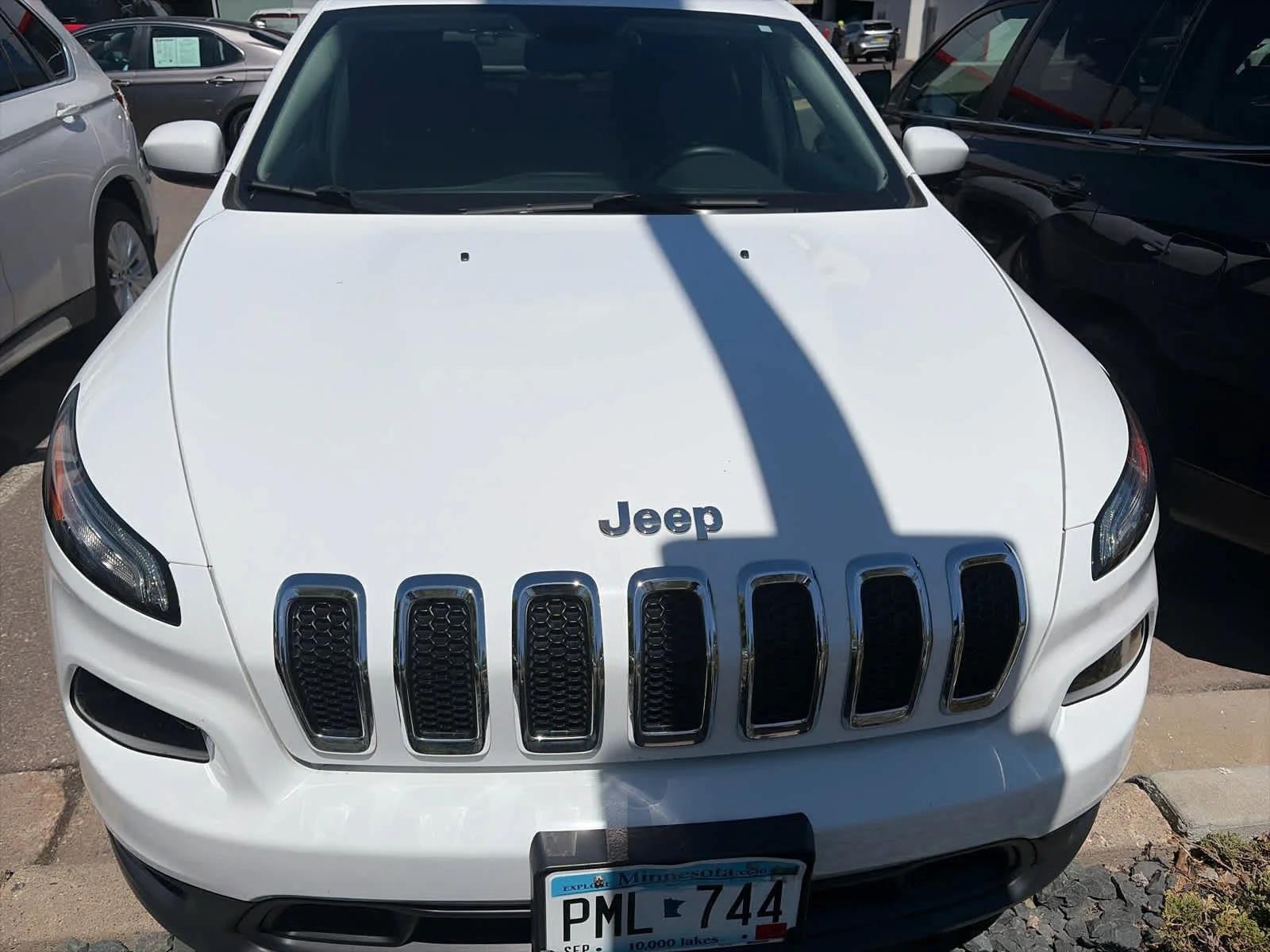 jeep cherokee 2017 1C4PJMCS5HD215992 image jeep cherokee 2017 1C4PJMCS5HD215992 image