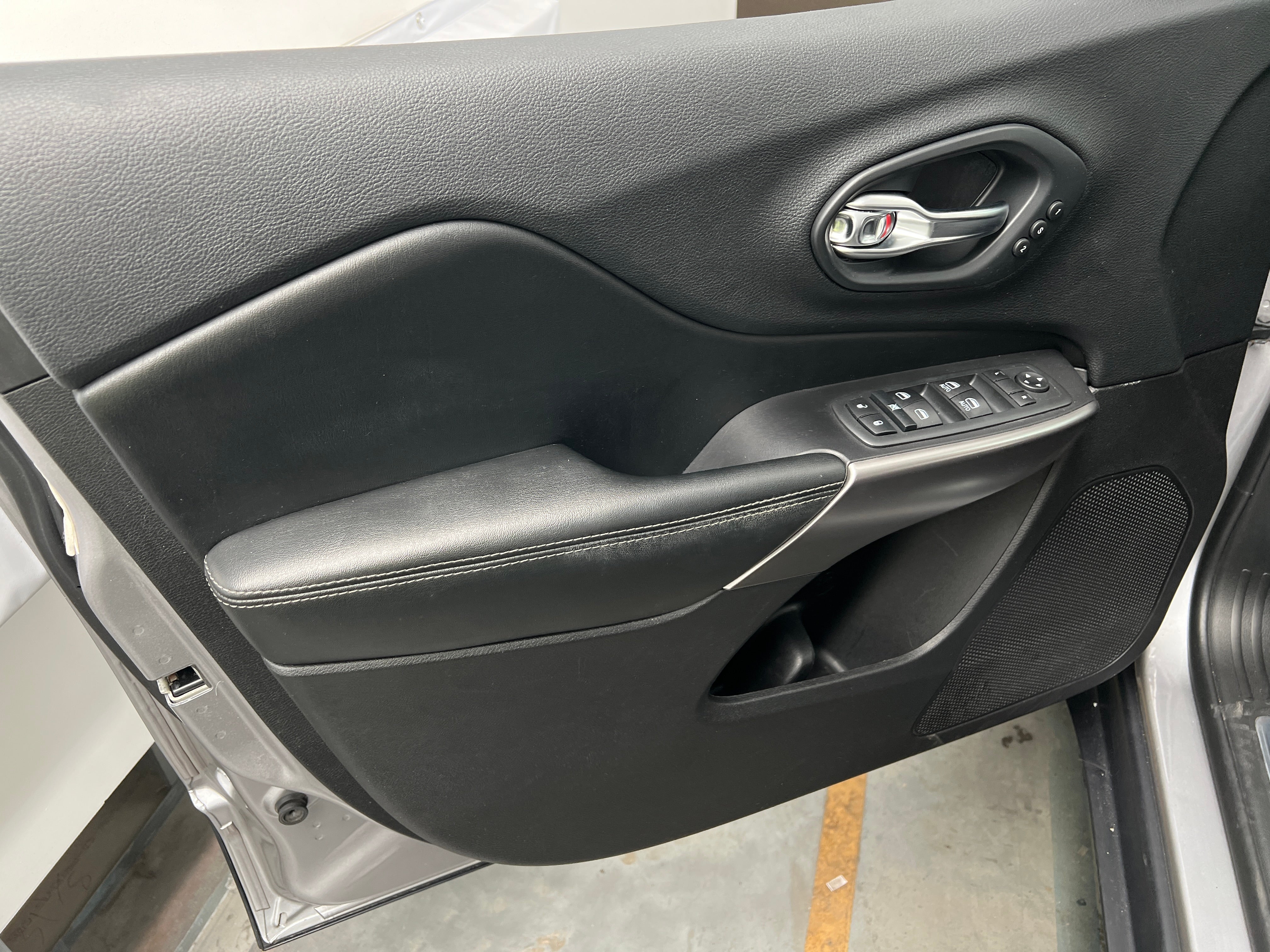 jeep cherokee 2020 1C4PJMDX1LD607001 image jeep cherokee 2020 1C4PJMDX1LD607001 image