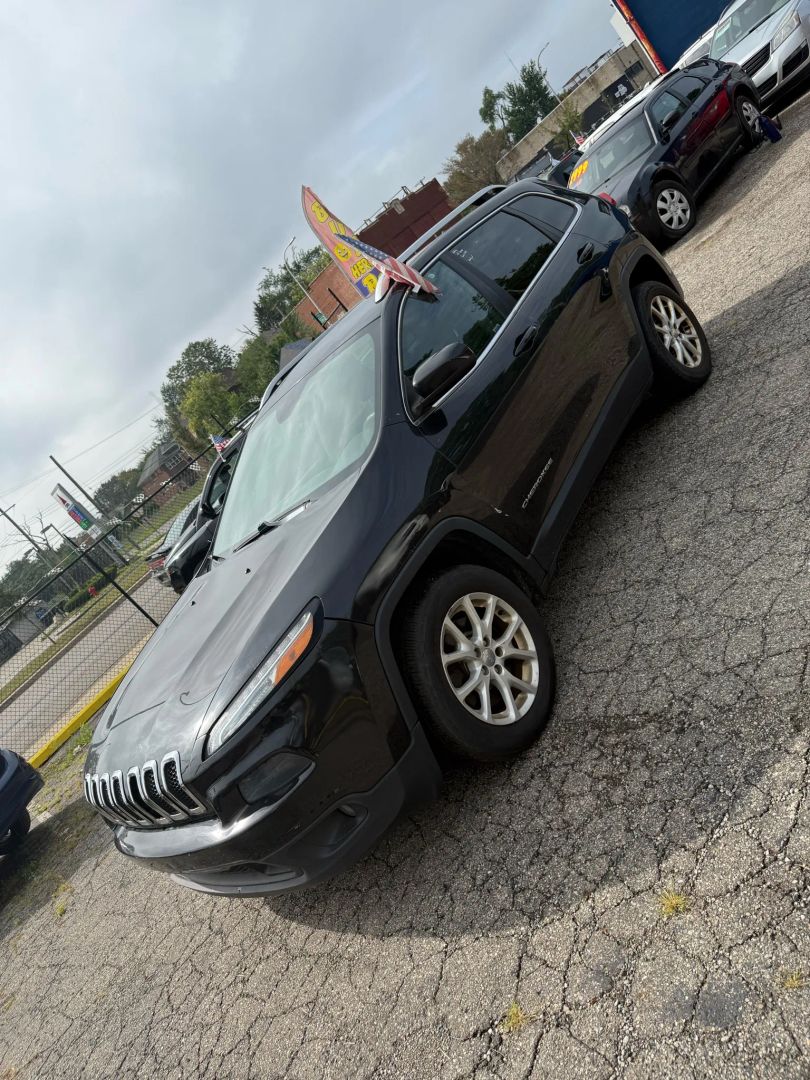 jeep cherokee 2014 1C4PJLCB4EW305466 image jeep cherokee 2014 1C4PJLCB4EW305466 image