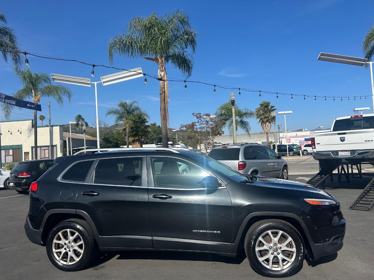jeep cherokee 2015 1C4PJLCB9FW741862 image jeep cherokee 2015 1C4PJLCB9FW741862 image
